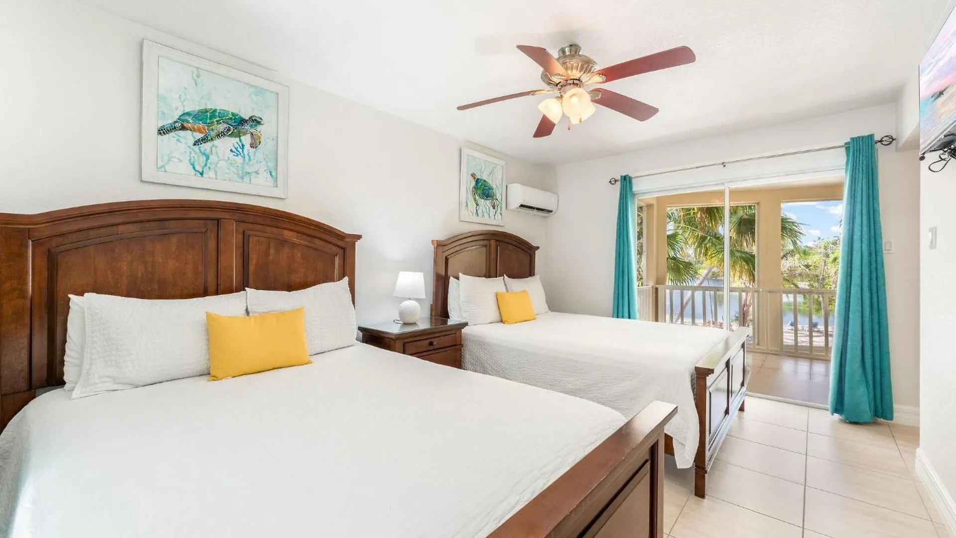 Island House #12 At Rum Point Driftwood Village Cayman-øerne