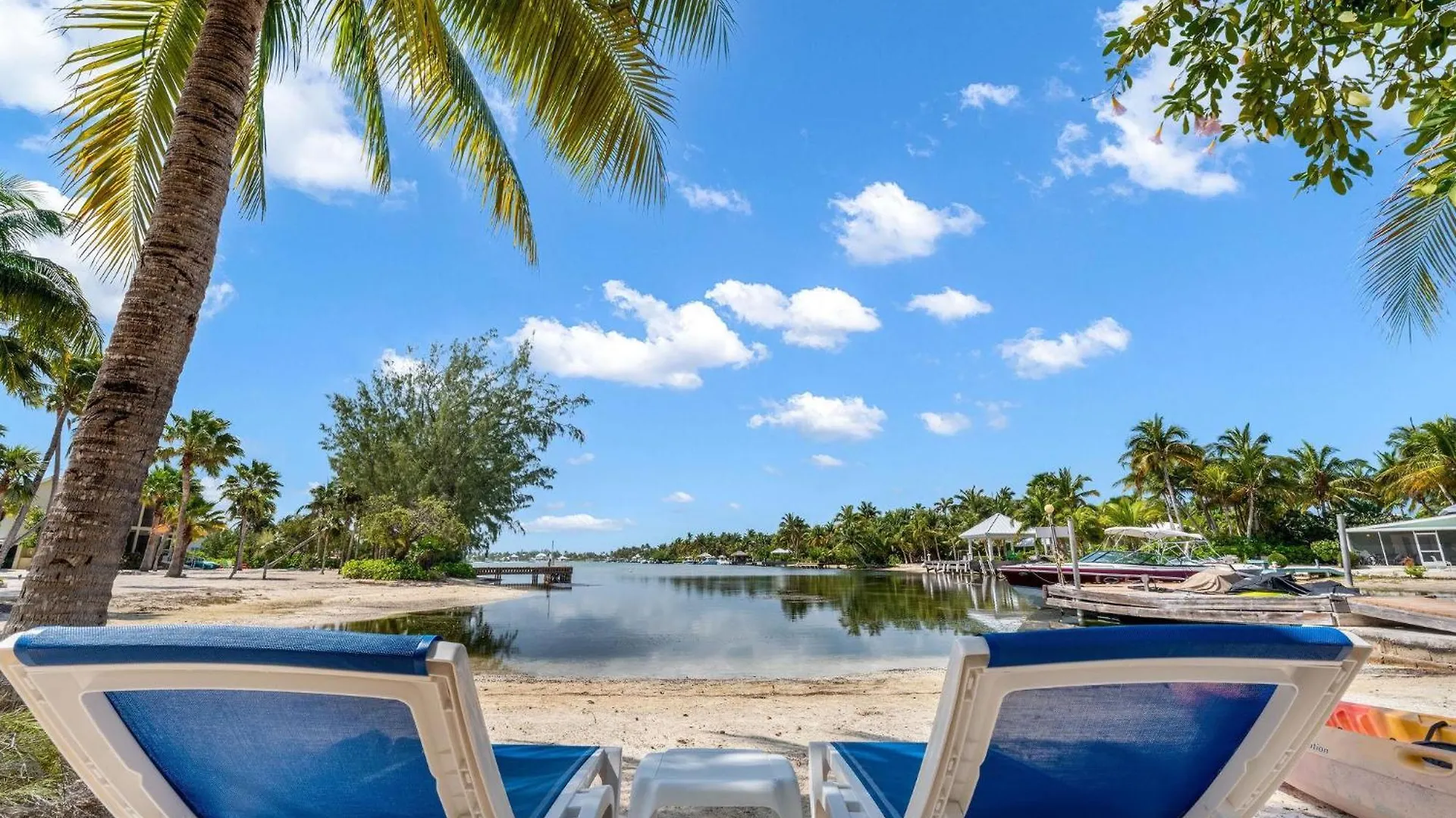 Island House #12 At Rum Point Driftwood Village 0*,  Cayman-øerne